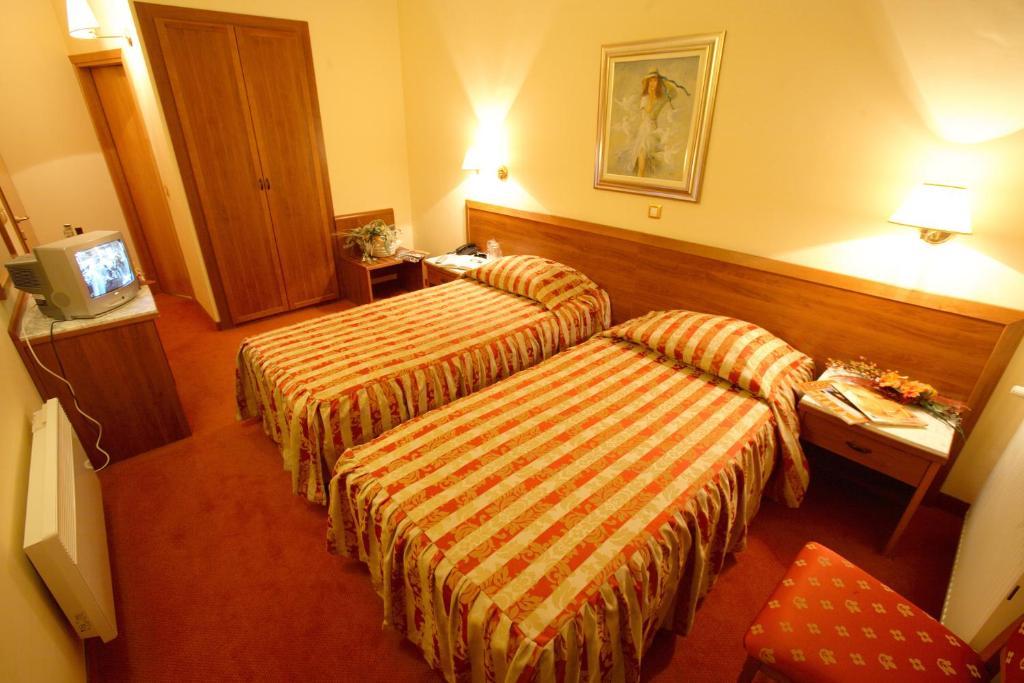 Hotel Dinara Livno Δωμάτιο φωτογραφία