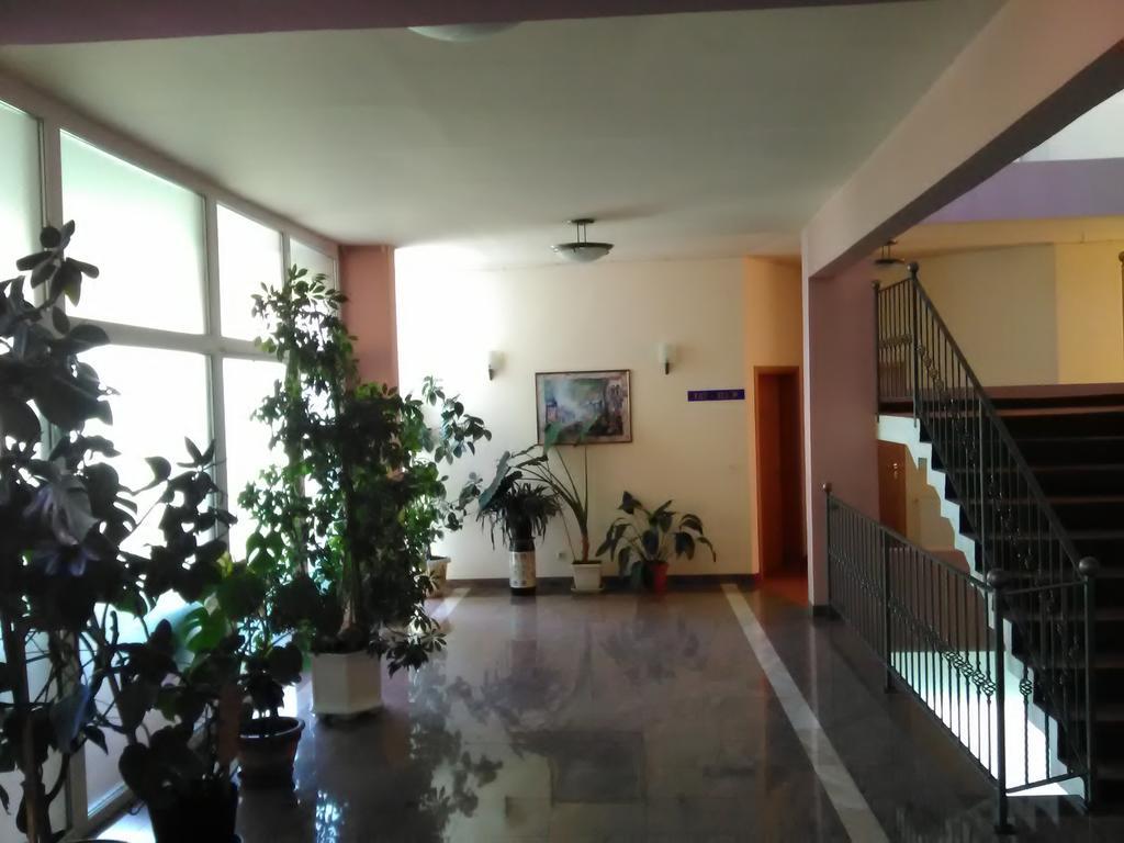 Hotel Dinara Livno Εξωτερικό φωτογραφία