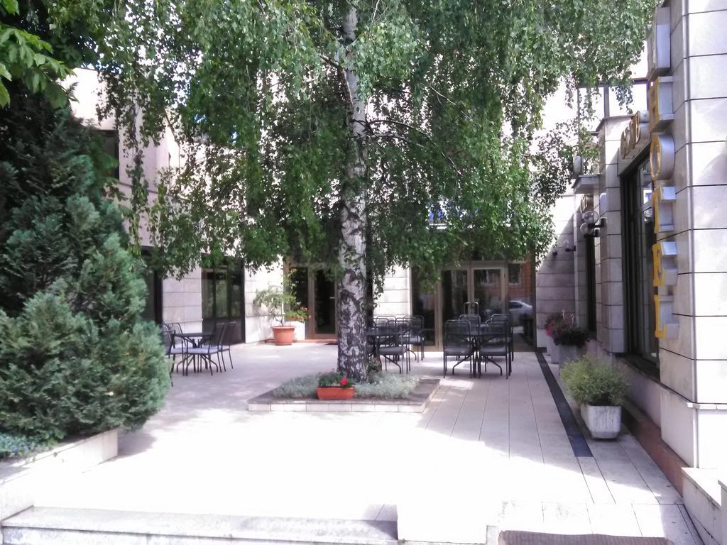 Hotel Dinara Livno Εξωτερικό φωτογραφία